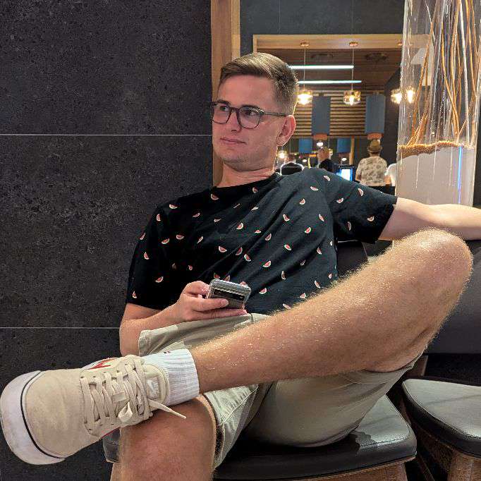 alexdre99's  profile picture