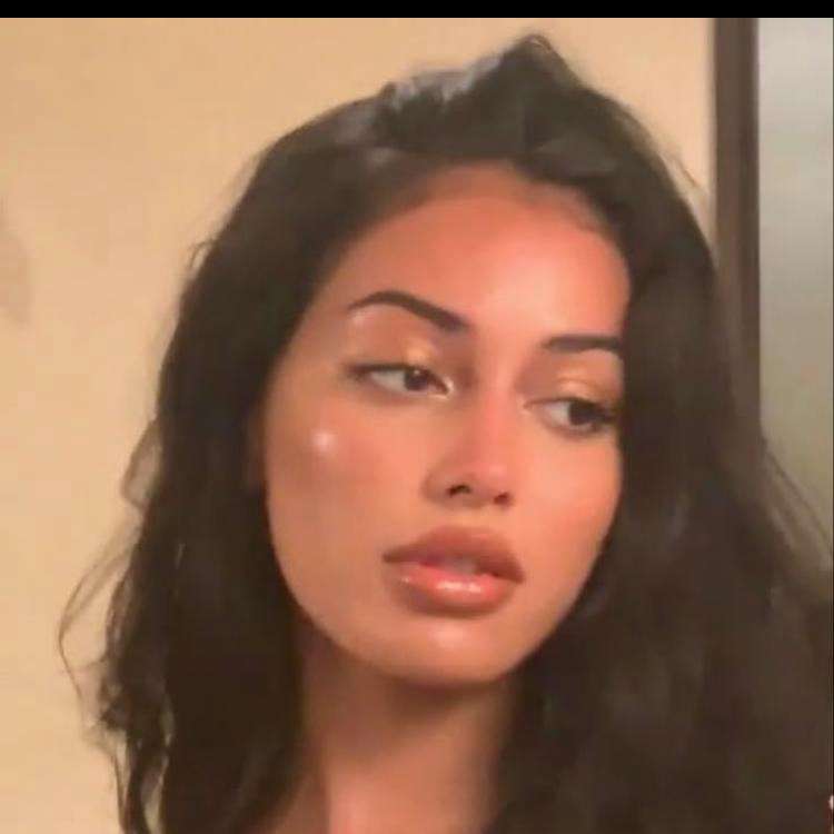 Crybbybxch's profile picture
