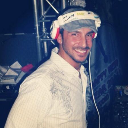 Djbenny's  profile picture