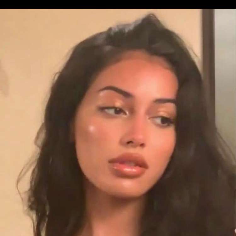 Crybbybxch's profile picture