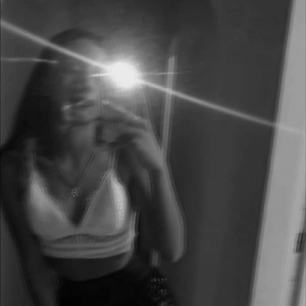 denisee.21.'s profile picture