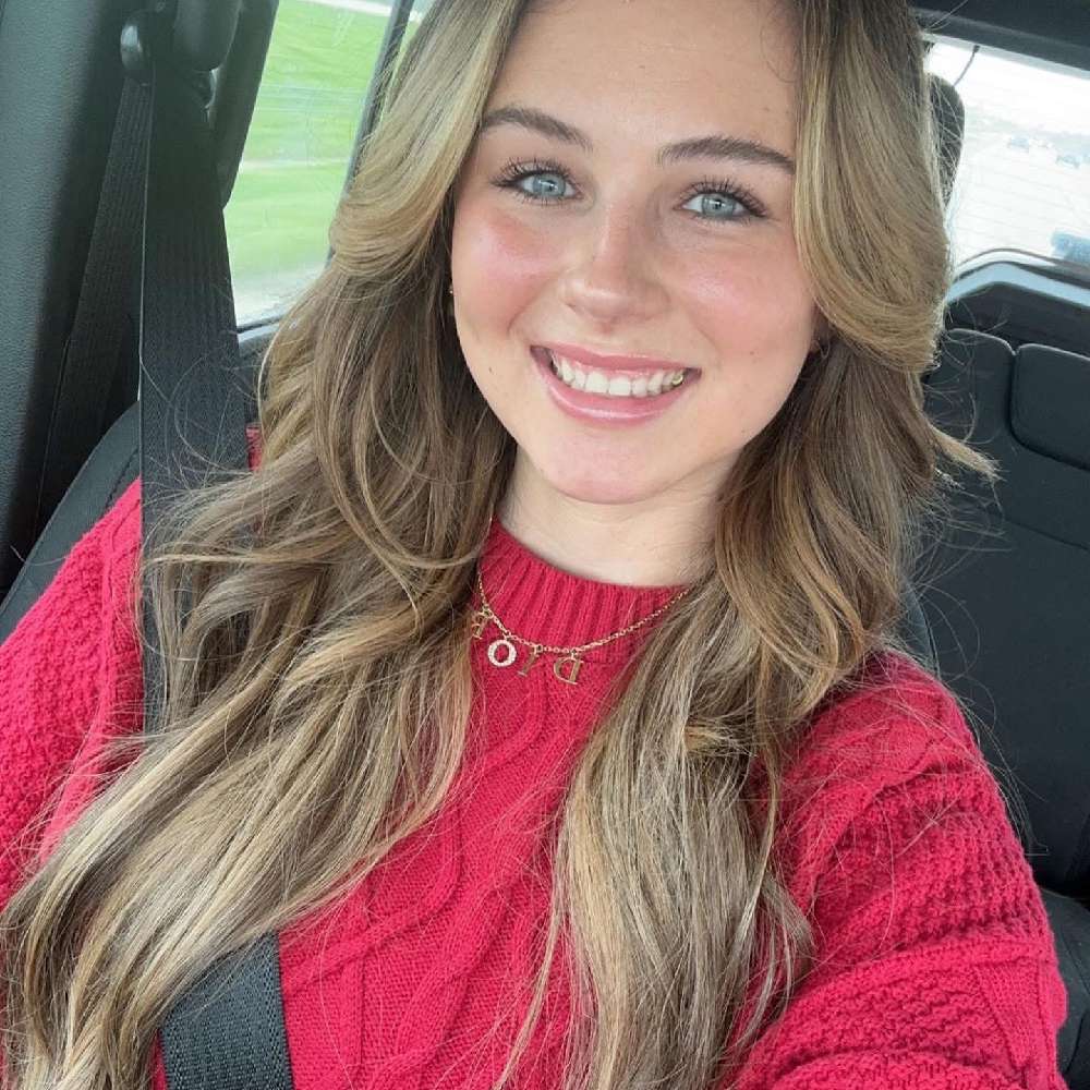AlyssaMcb1's profile picture