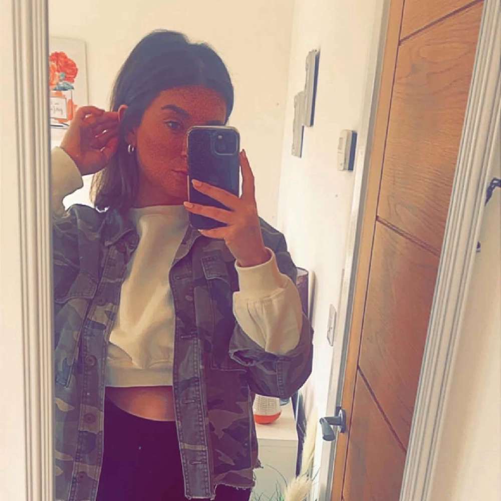 sarahA008's profile picture