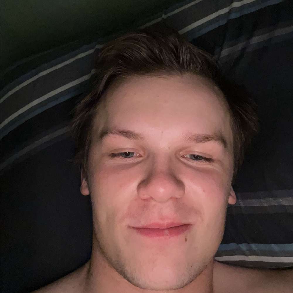 simmm124's  profile picture