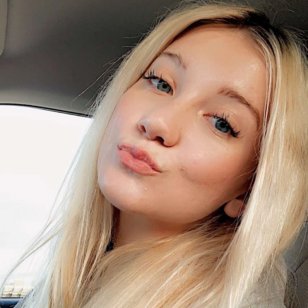 xHelen60x's profile picture