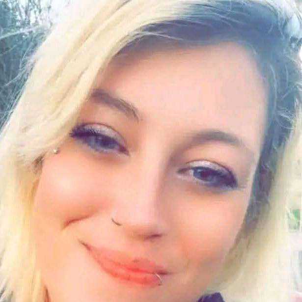 beth_974's  profile picture