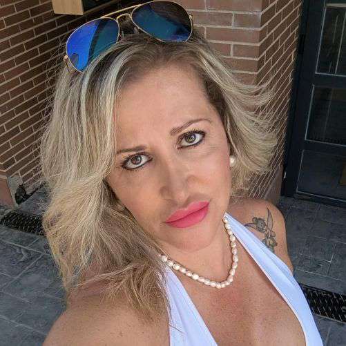 missjoa075's profile picture