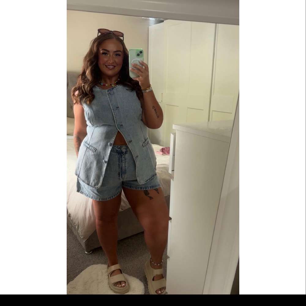 Amy_5897's profile picture