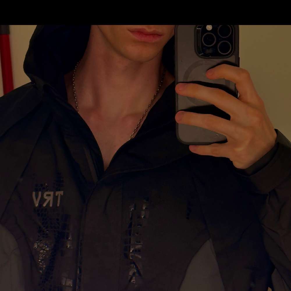 Danny1221221's  profile picture