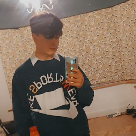 connorausy's  profile picture