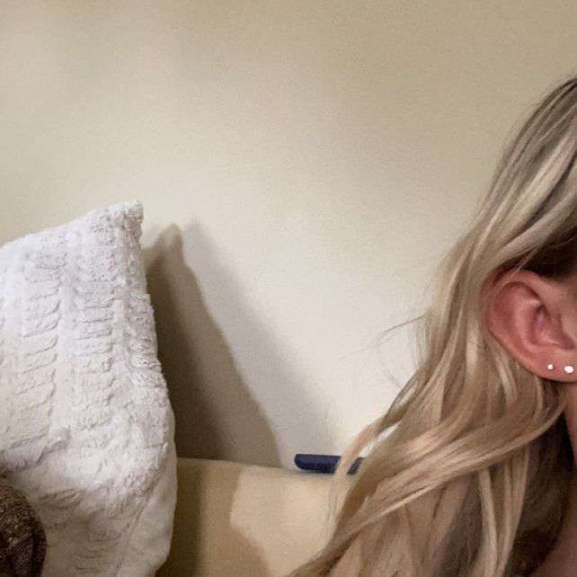 Whatdoidohere1's  profile picture