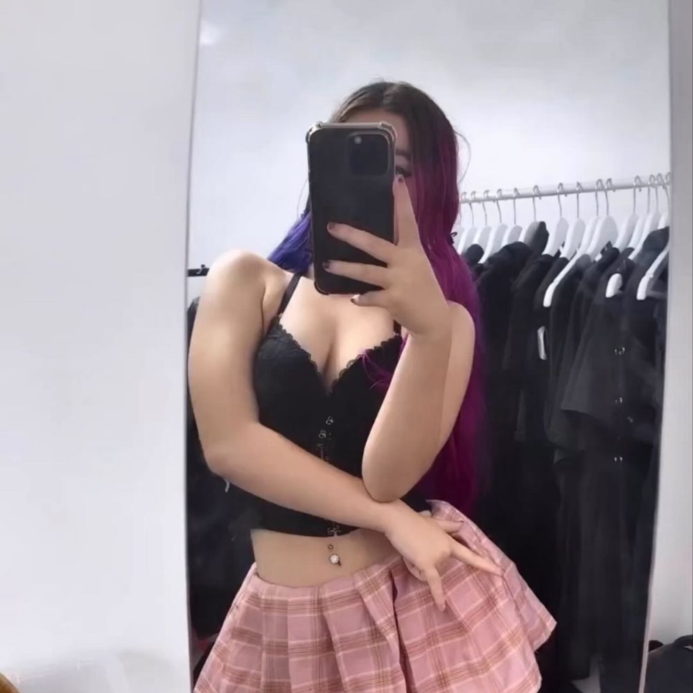 FleekyAmari's  profile picture