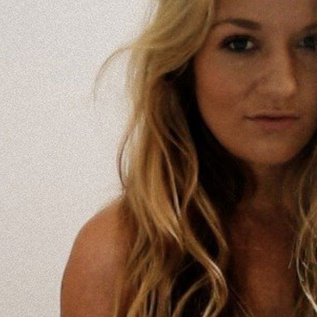 Cuteyyy's  profile picture