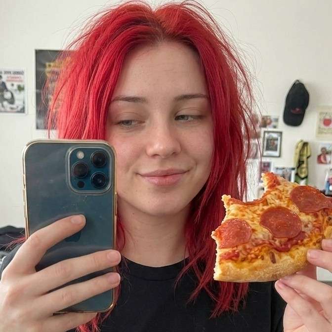 Gluttonousgirly's profile picture