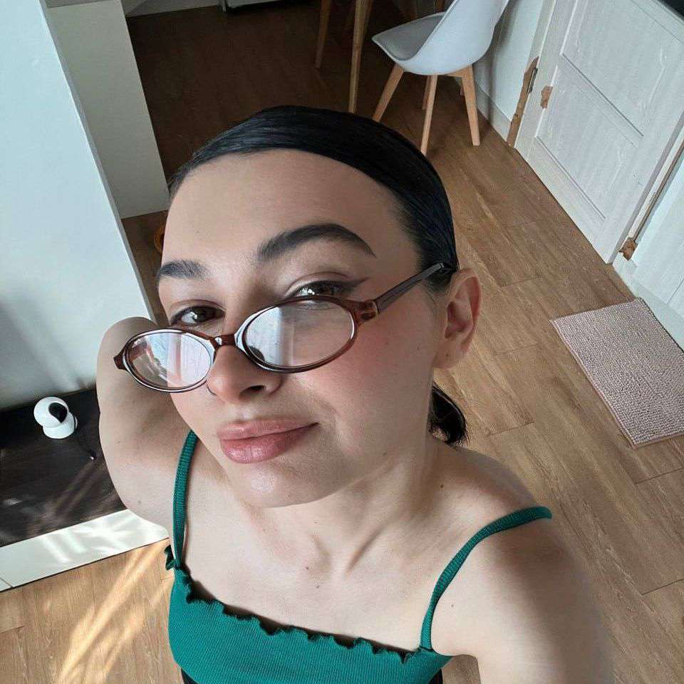 lanela6's  profile picture