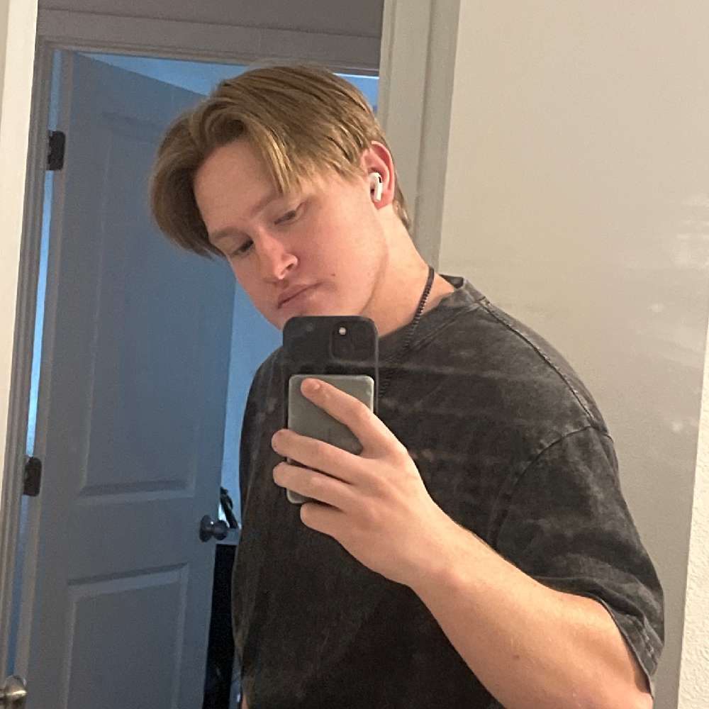 alex_leo8's profile photo