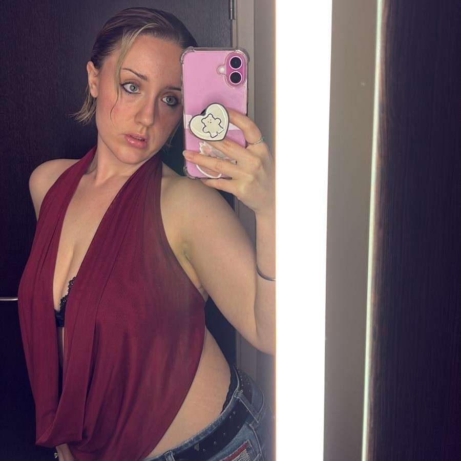 miahnx's  profile picture