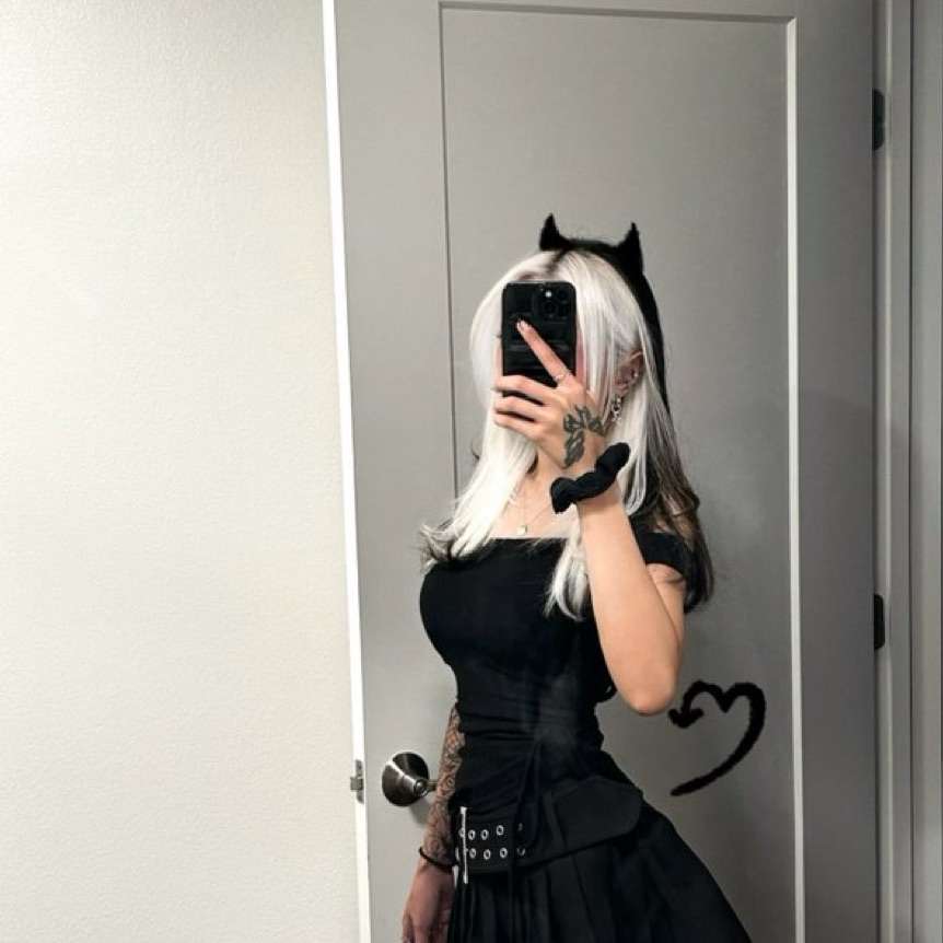 spookyselena's  profile picture