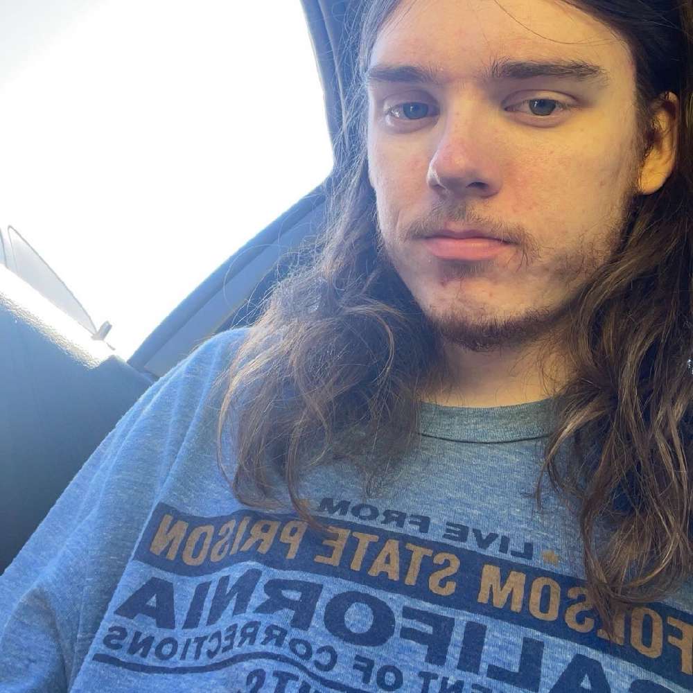 liamsboredlmaoo's profile picture