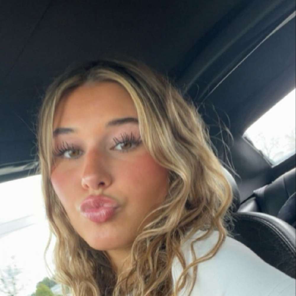 Chloenew160's profile picture