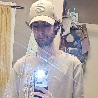 Mr_PoUtAng's  profile picture