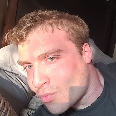 Tyler32e's  profile picture
