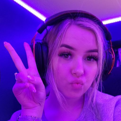 mcrry94's  profile picture