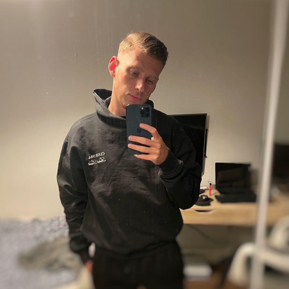 Cozz95's  profile picture