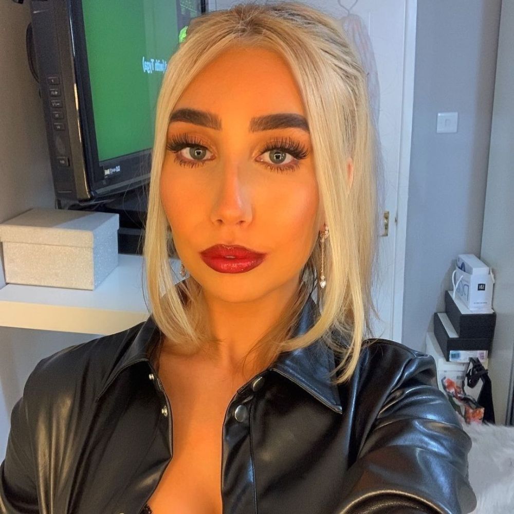 Disgracefulgirl's  profile picture