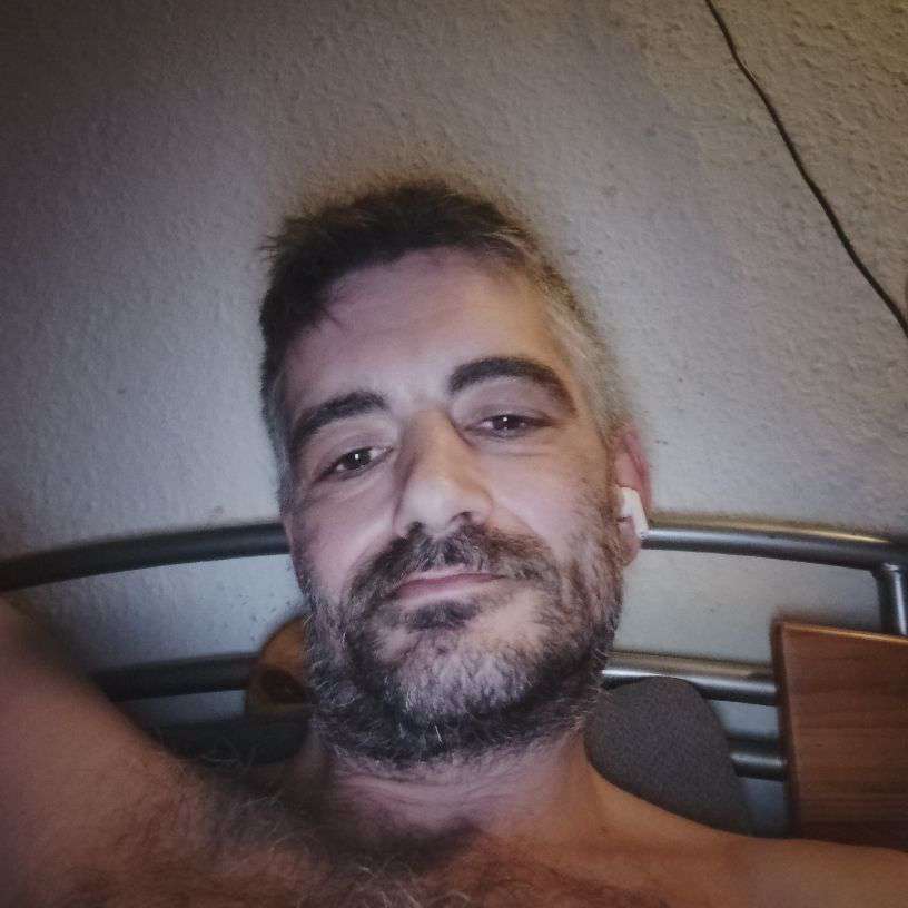 MiDir23cm's  profile picture