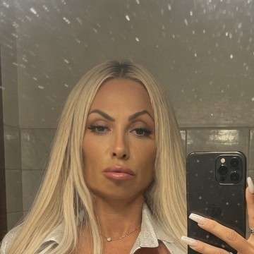 Katarinakolosalna's  profile picture