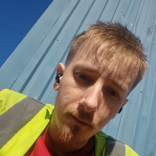 lilChrisyBoy's  profile picture