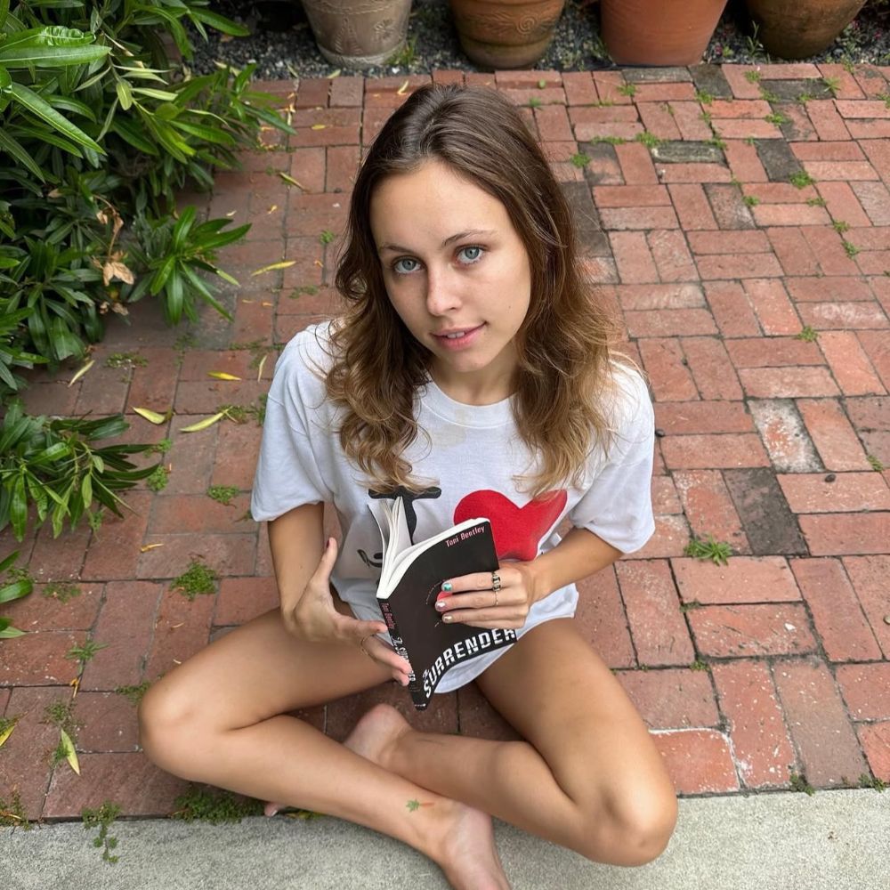 Rosieross11's  profile picture