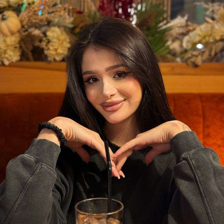 Julia_School's profile picture