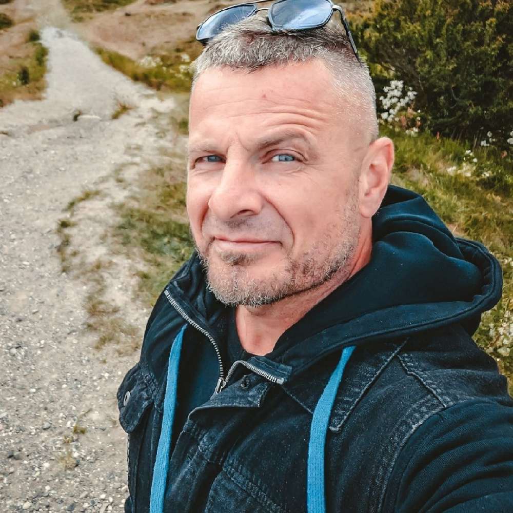 Andjense's  profile picture