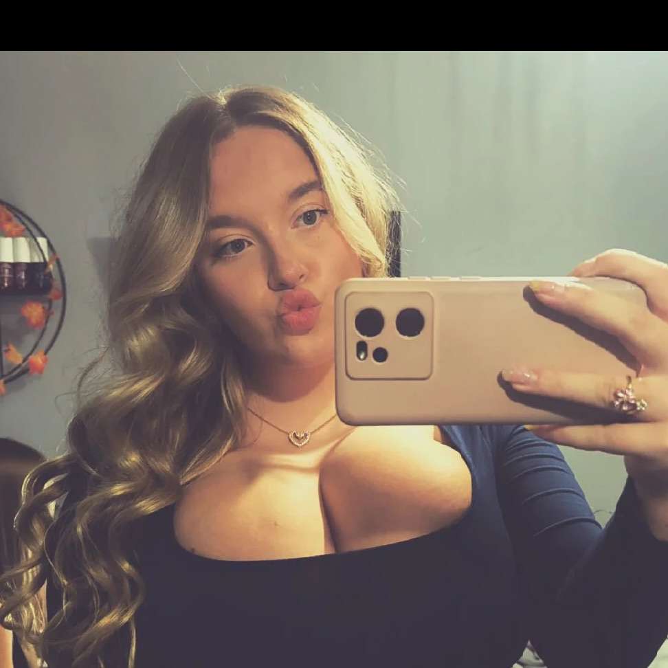 emilyyy014x1's profile photo