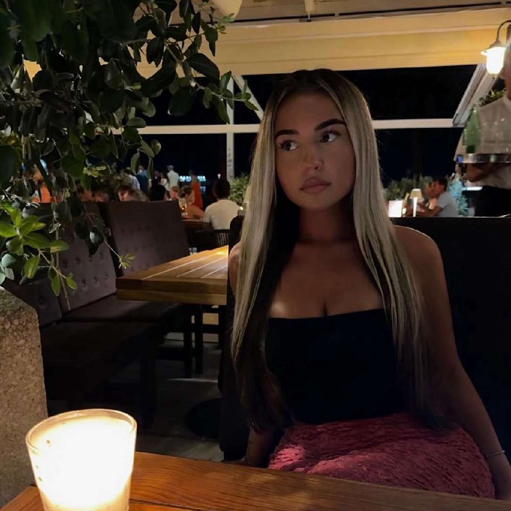 leahgroves04's  profile picture