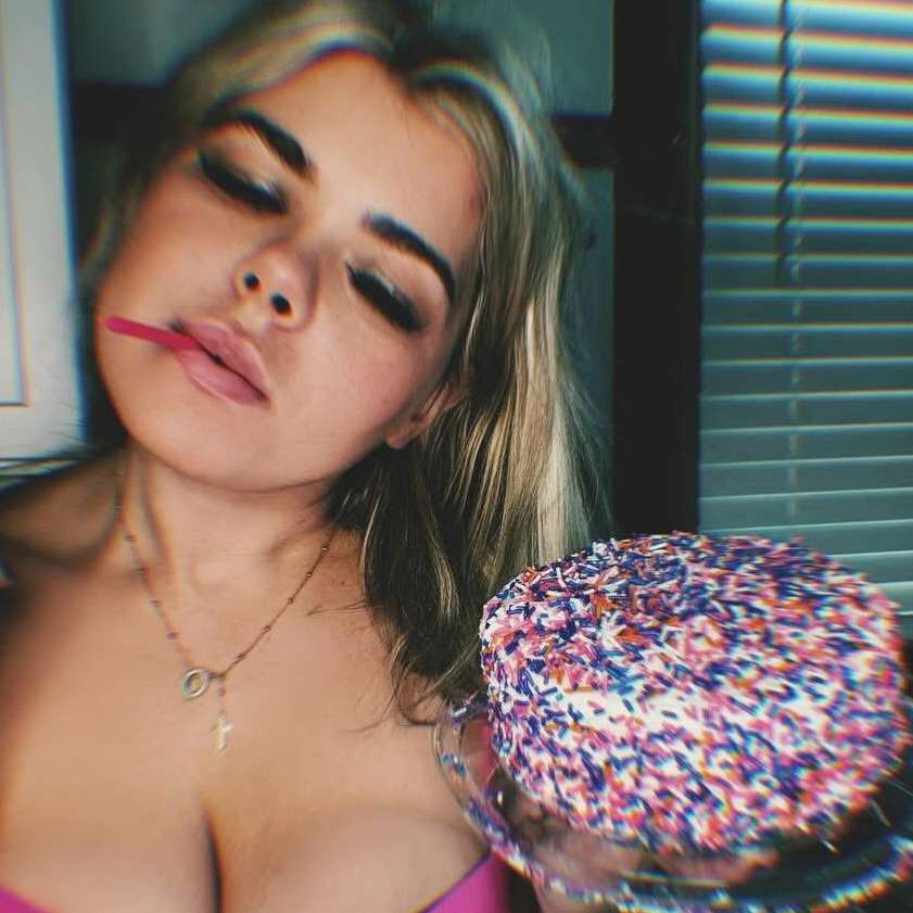 TheChainsawQueen's  profile picture