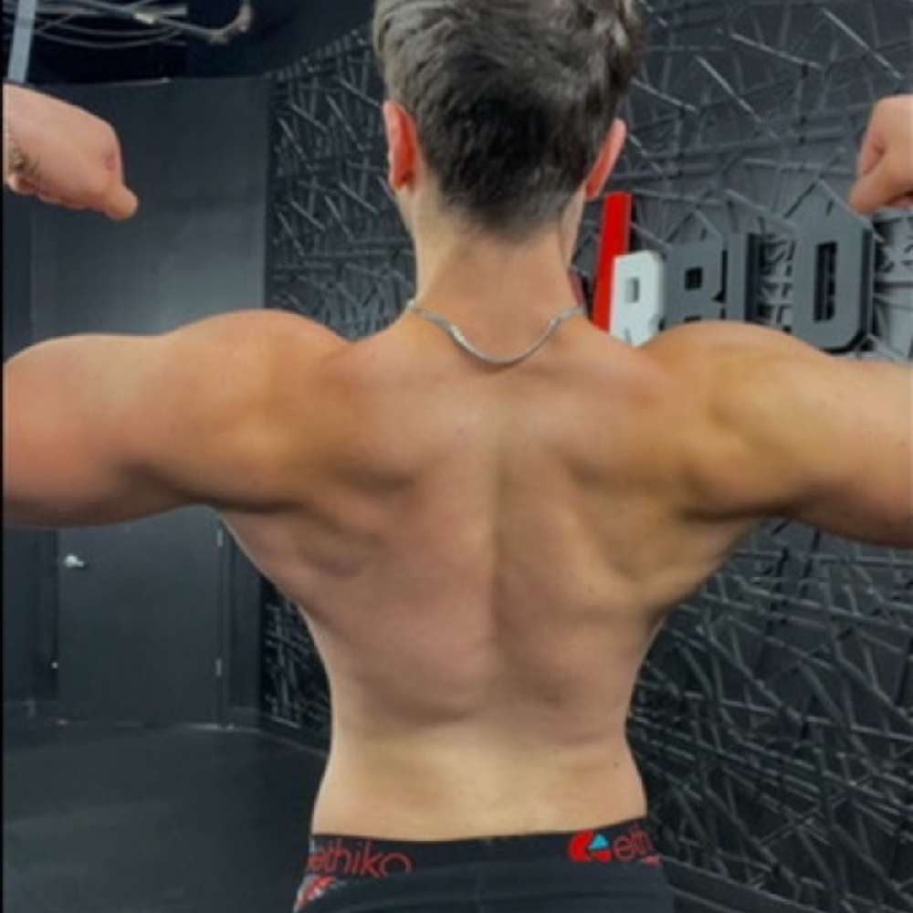 fit2394's profile picture