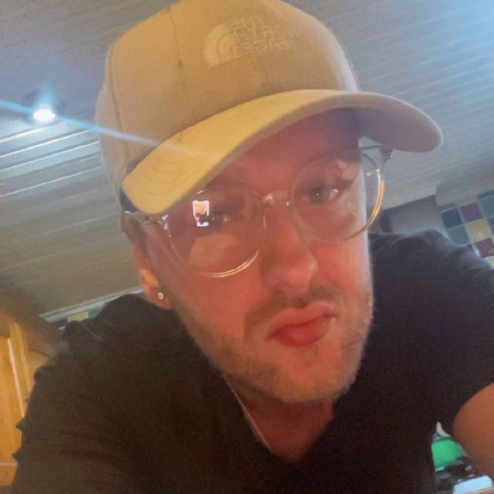 Theoneguy1232's profile photo