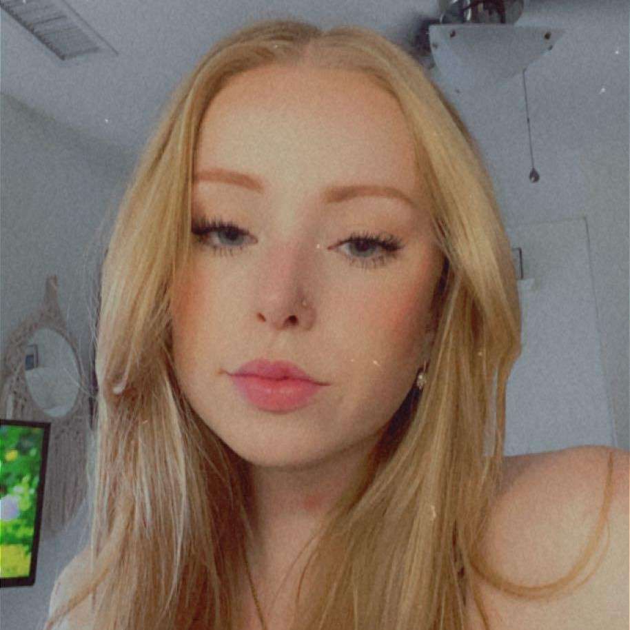 Elliejohnson99's profile picture