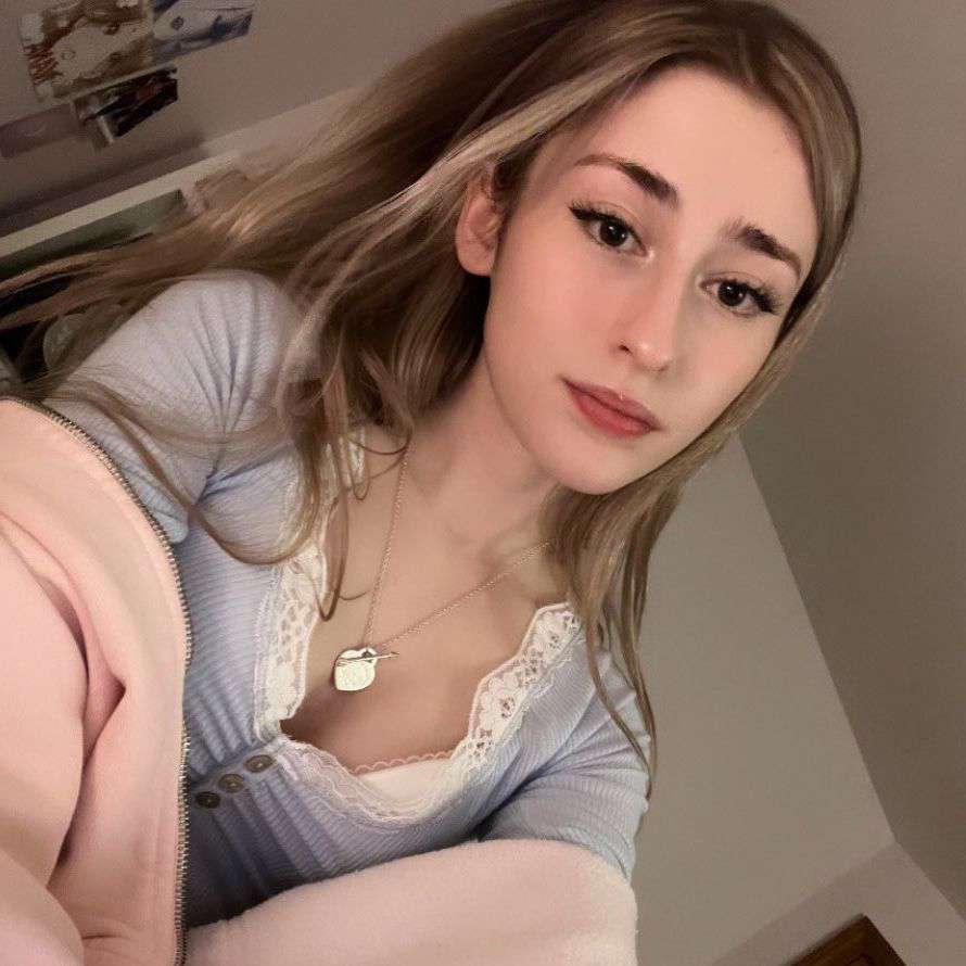 bunnyy244's  profile picture