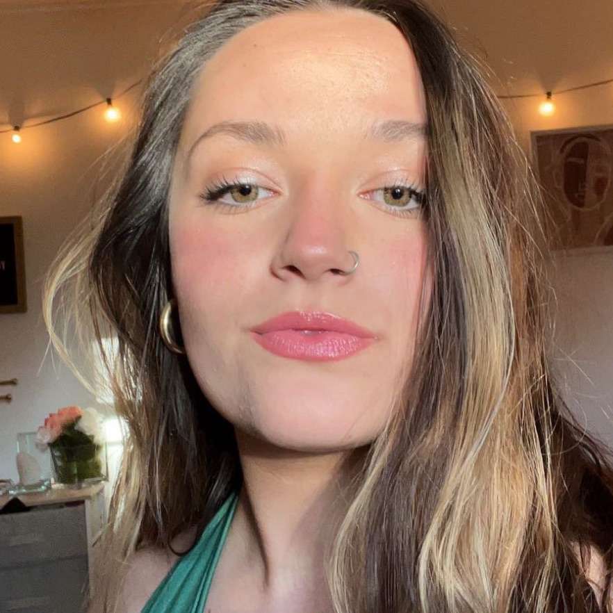 liv_yyy's  profile picture