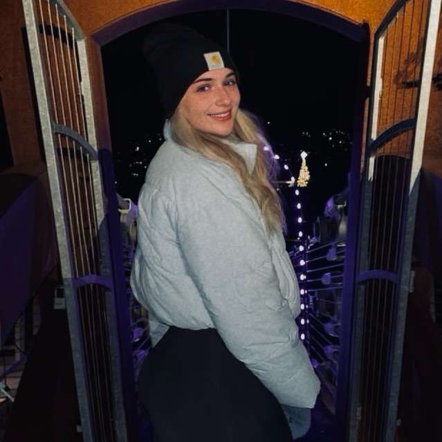ashjaymx's profile picture