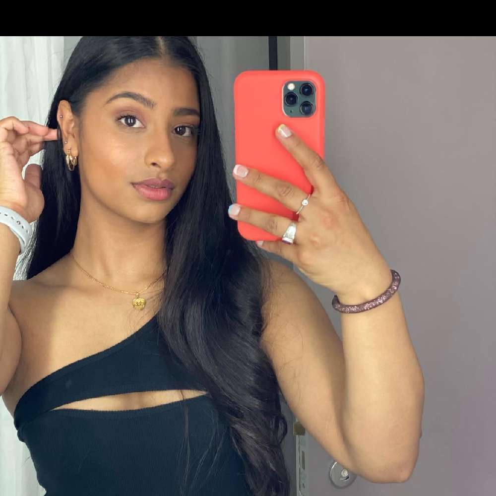 hema_bhatt's profile picture