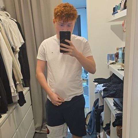 zneumak321's  profile picture