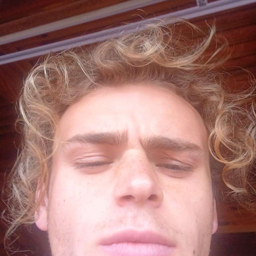 Devonhughe's  profile picture