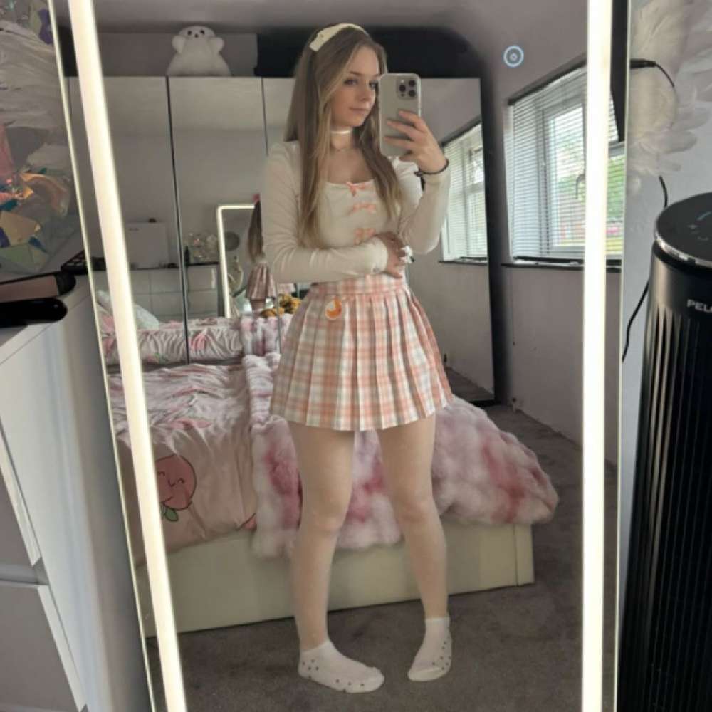 Tinkerballz_'s  profile picture