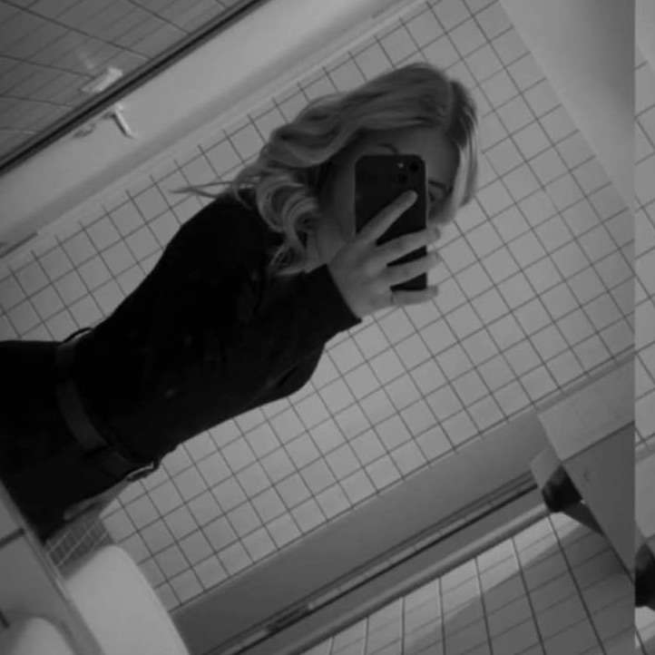 ssmaallgirllilly's profile photo