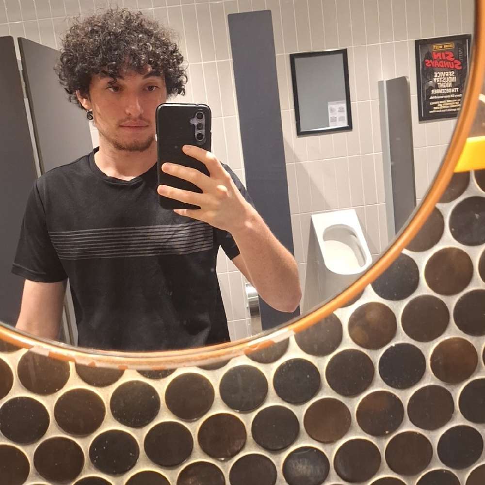 itzjoshchur's profile picture